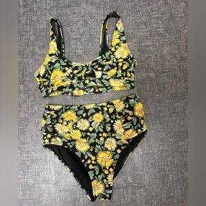 Old Navy Floral Bikini Set